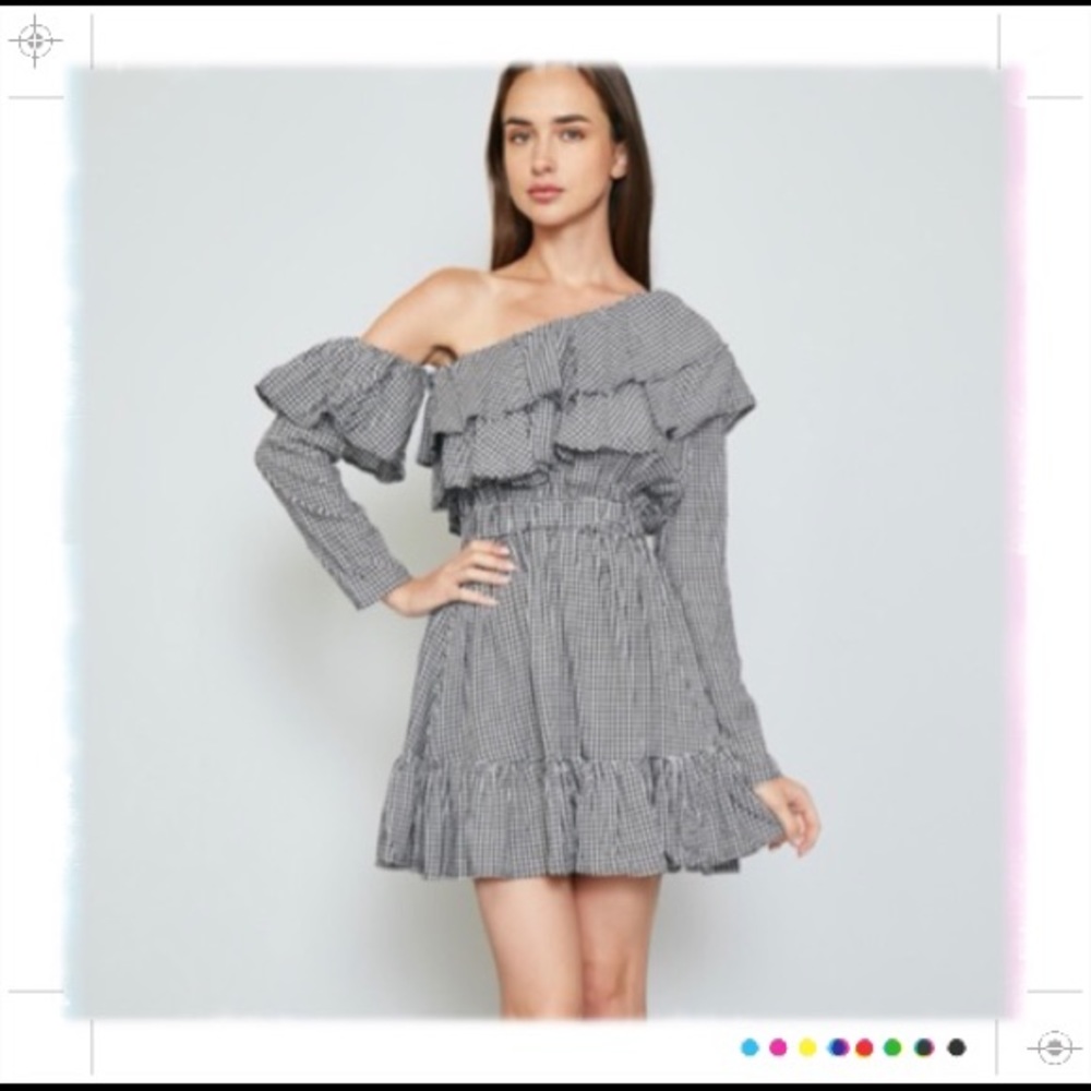 CHANGE OF SEASON ALEX gingham dress one sleeve - Picture 4 of 8